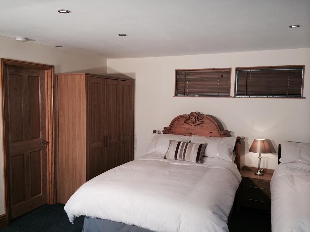 Kendall Lodge Burwell  Habitación foto